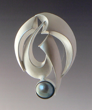 pin pendant silver pearl