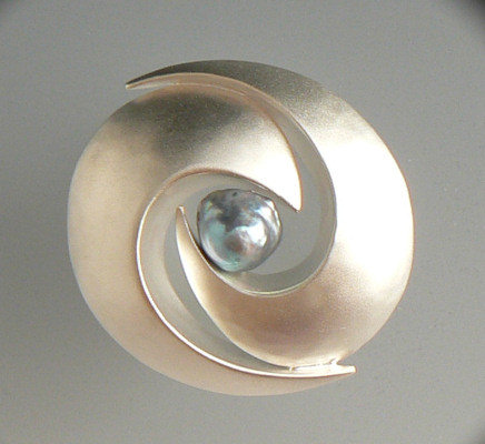 Sterling silver pin with pearl